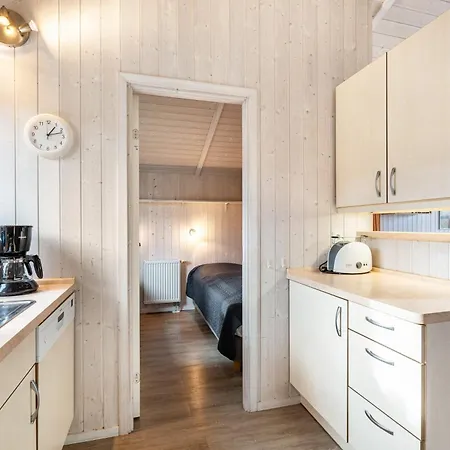 Skipper-lodge Ost Feriehus Kosel