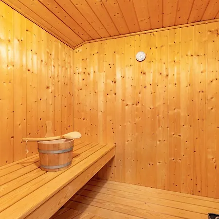 Skipper-lodge Ost Feriehus