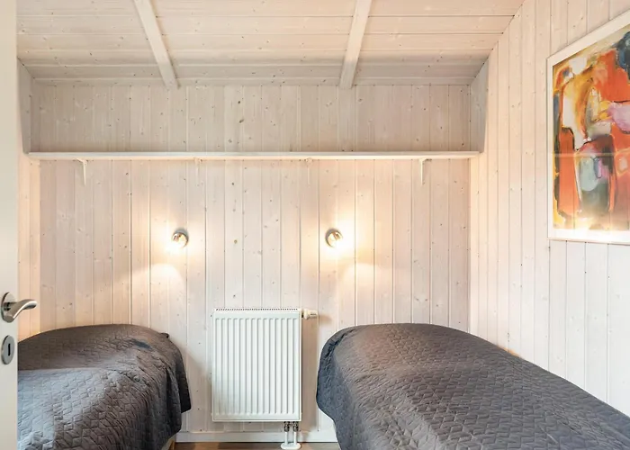 Skipper-lodge Ost Nyaraló